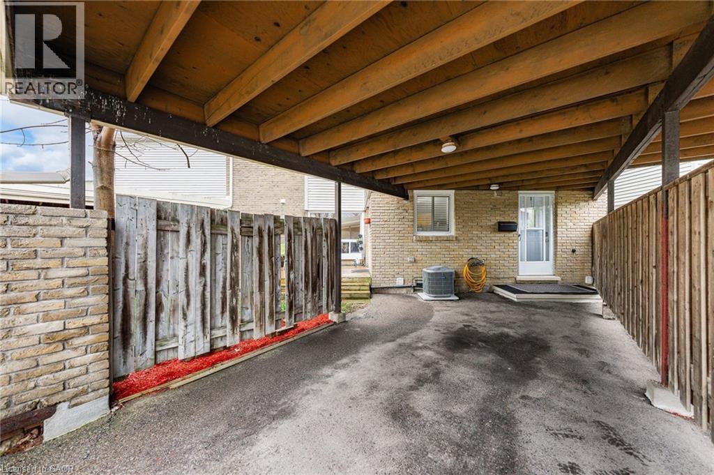 415 MORGAN Avenue Unit# 8 thumbnail 3