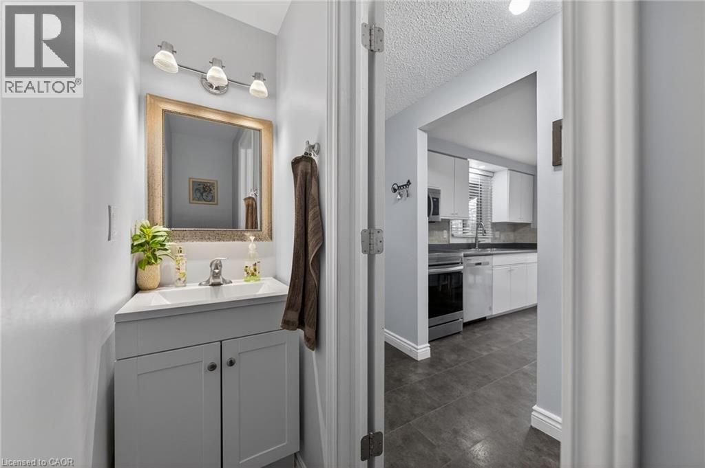 415 MORGAN Avenue Unit# 8 thumbnail 13