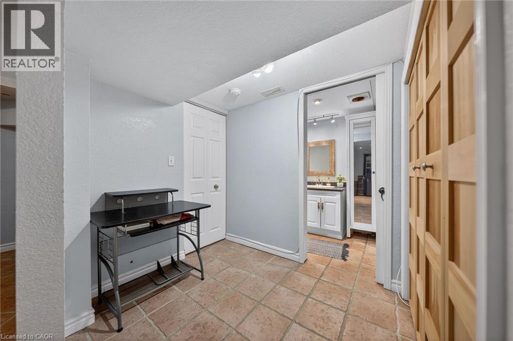 415 MORGAN Avenue Unit# 8 thumbnail 24