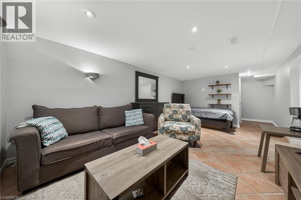 415 MORGAN Avenue Unit# 8 thumbnail 21