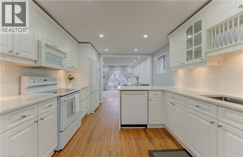 414 WOODS Lane thumbnail 8