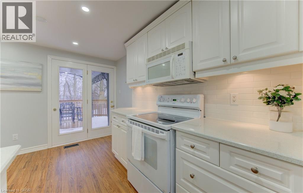 414 WOODS Lane thumbnail 9