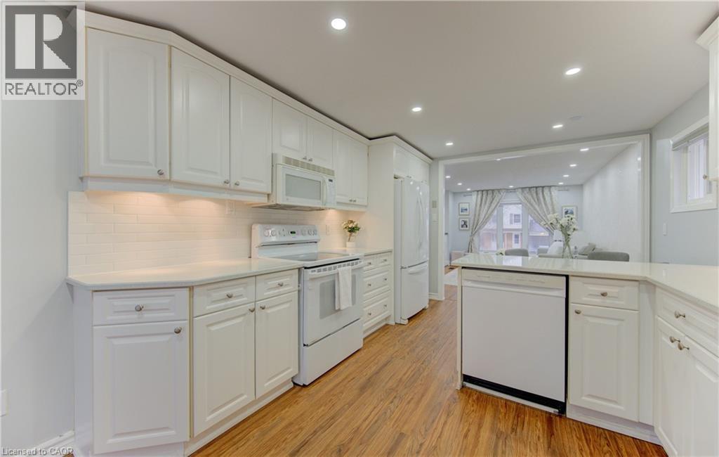 414 WOODS Lane thumbnail 11