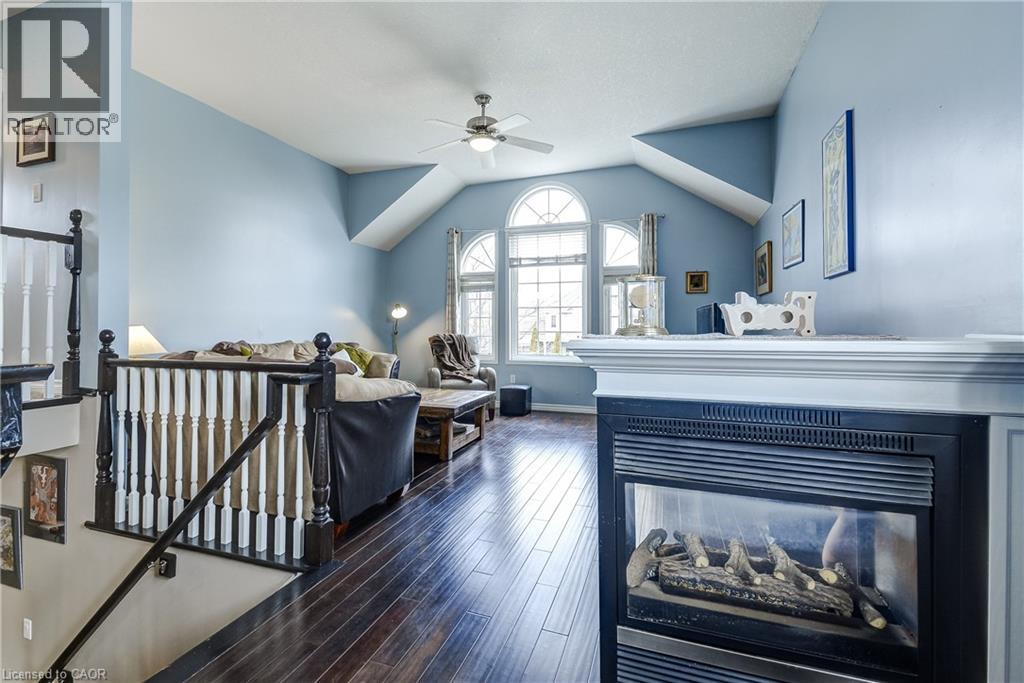 15 WAFFLER Crescent thumbnail 15