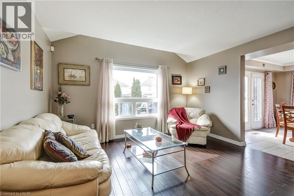 15 WAFFLER Crescent thumbnail 9