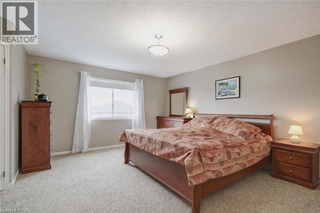 15 WAFFLER Crescent thumbnail 18