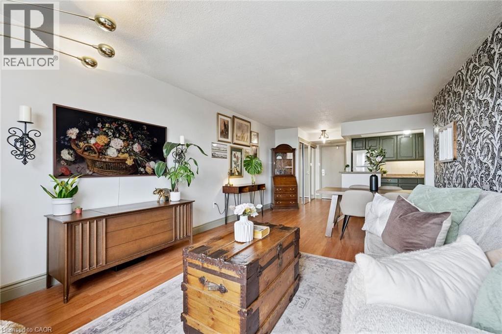 64 BENTON Street Unit# 1406 thumbnail 12