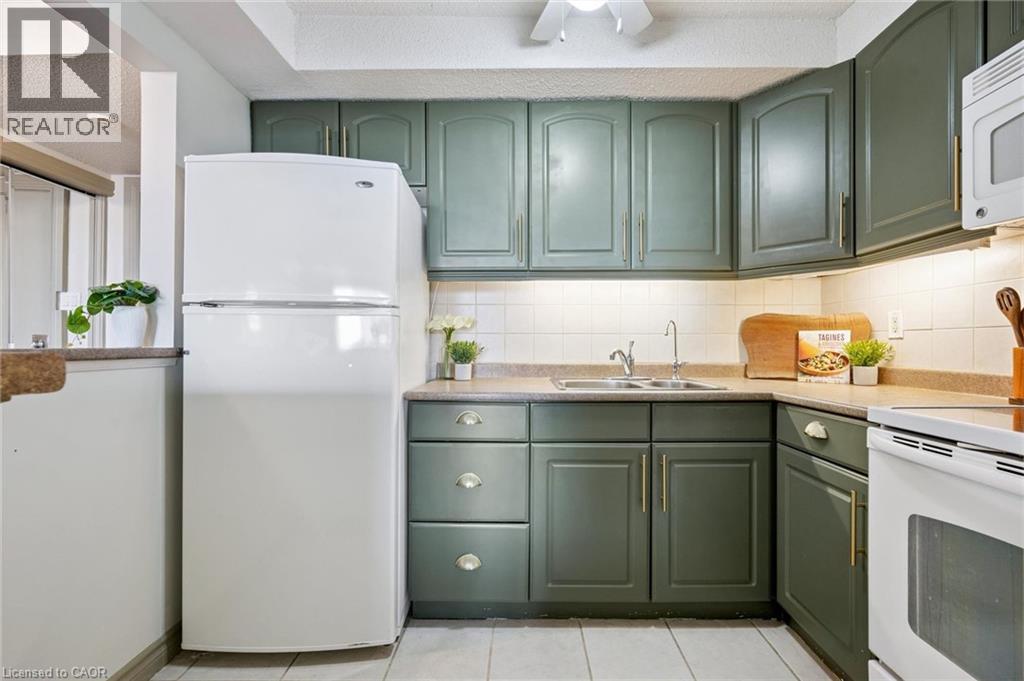 64 BENTON Street Unit# 1406 thumbnail 14