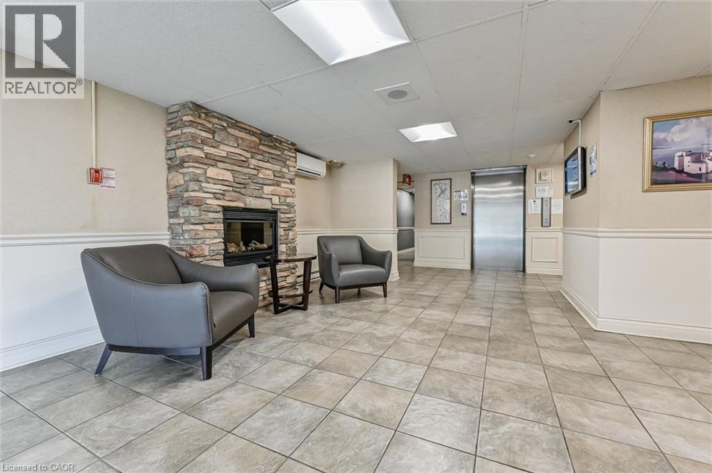 64 BENTON Street Unit# 1406 thumbnail 5