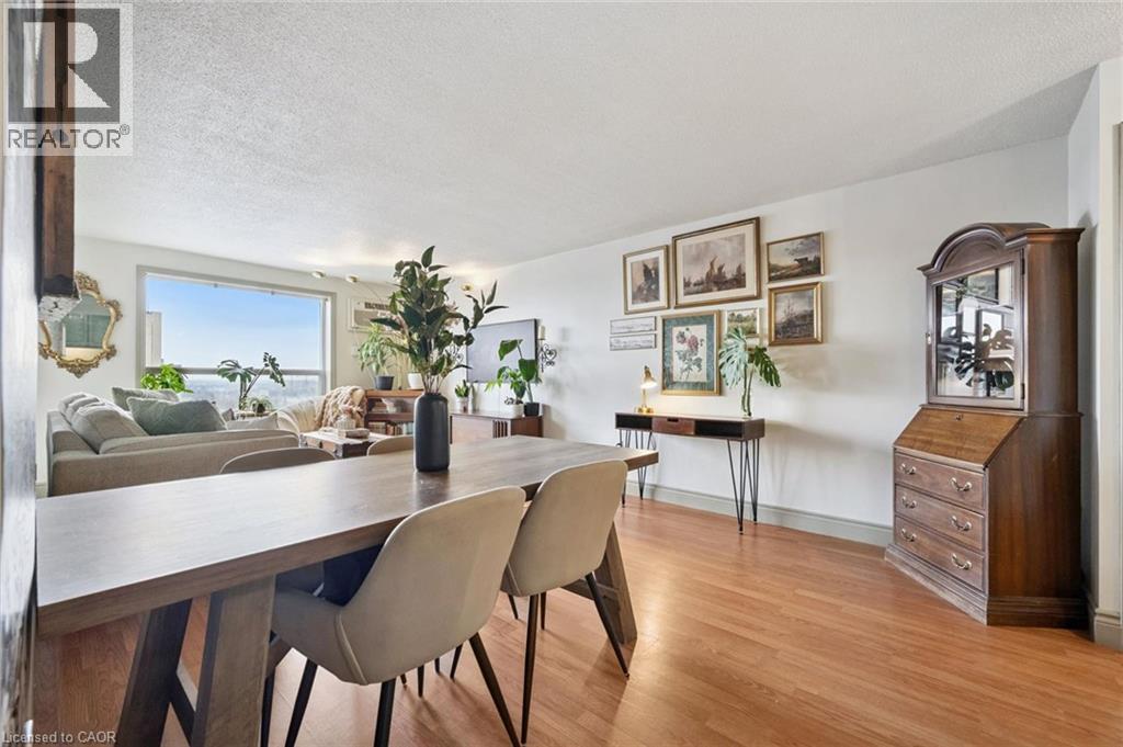 64 BENTON Street Unit# 1406 thumbnail 9