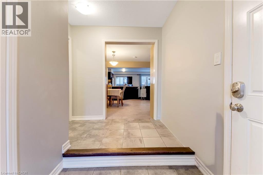 21 POSTMASTER Drive thumbnail 4