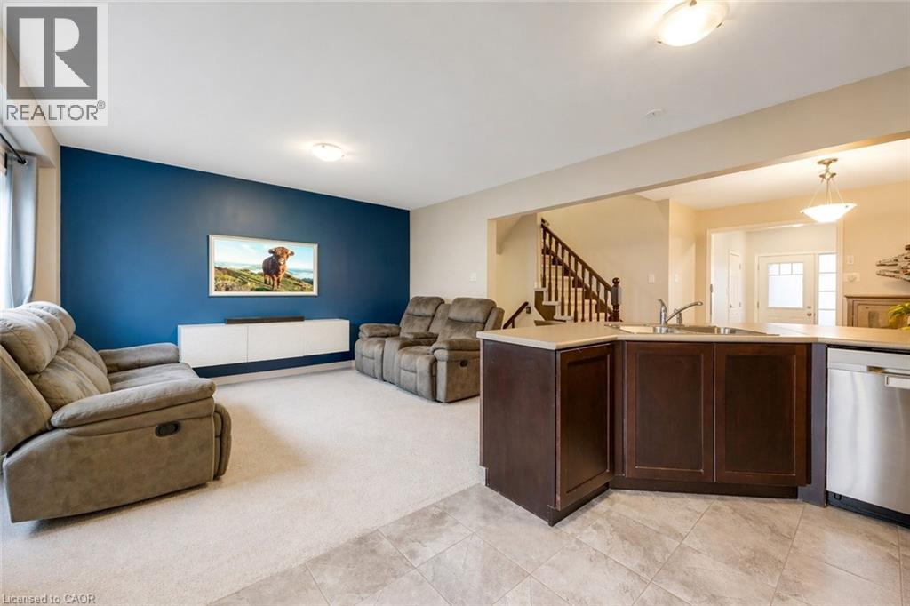 21 POSTMASTER Drive thumbnail 5