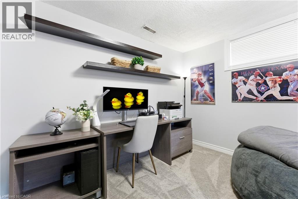 86 SUGAR MAPLE Street thumbnail 15