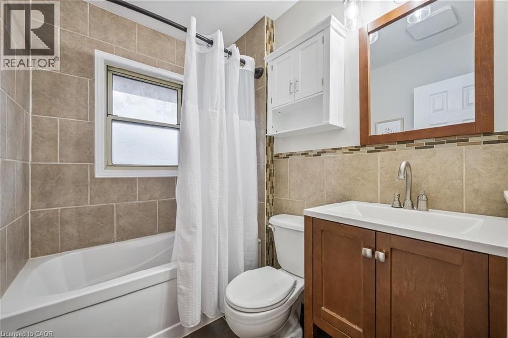 223 CONNAUGHT Street thumbnail 23