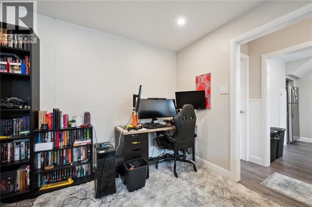 223 CONNAUGHT Street thumbnail 37