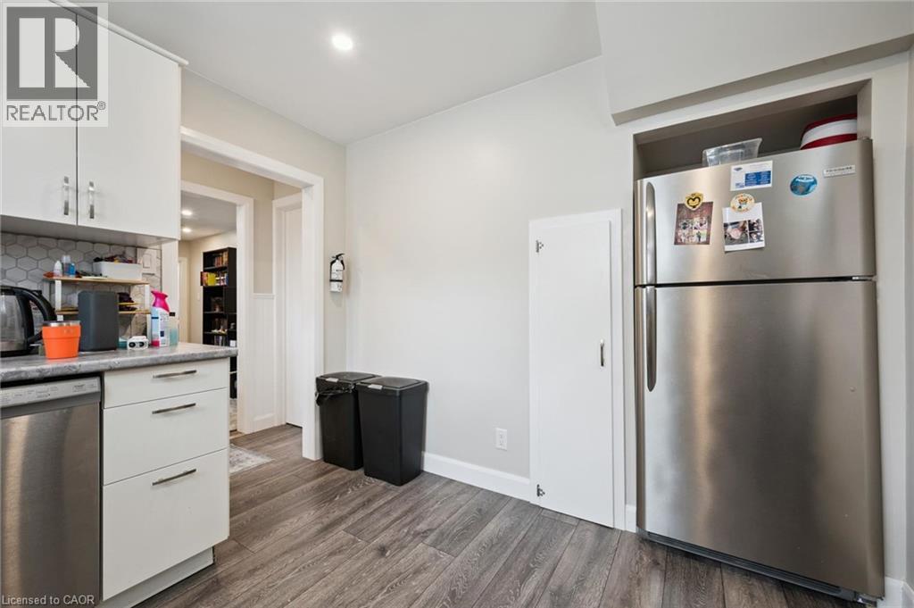 223 CONNAUGHT Street thumbnail 41