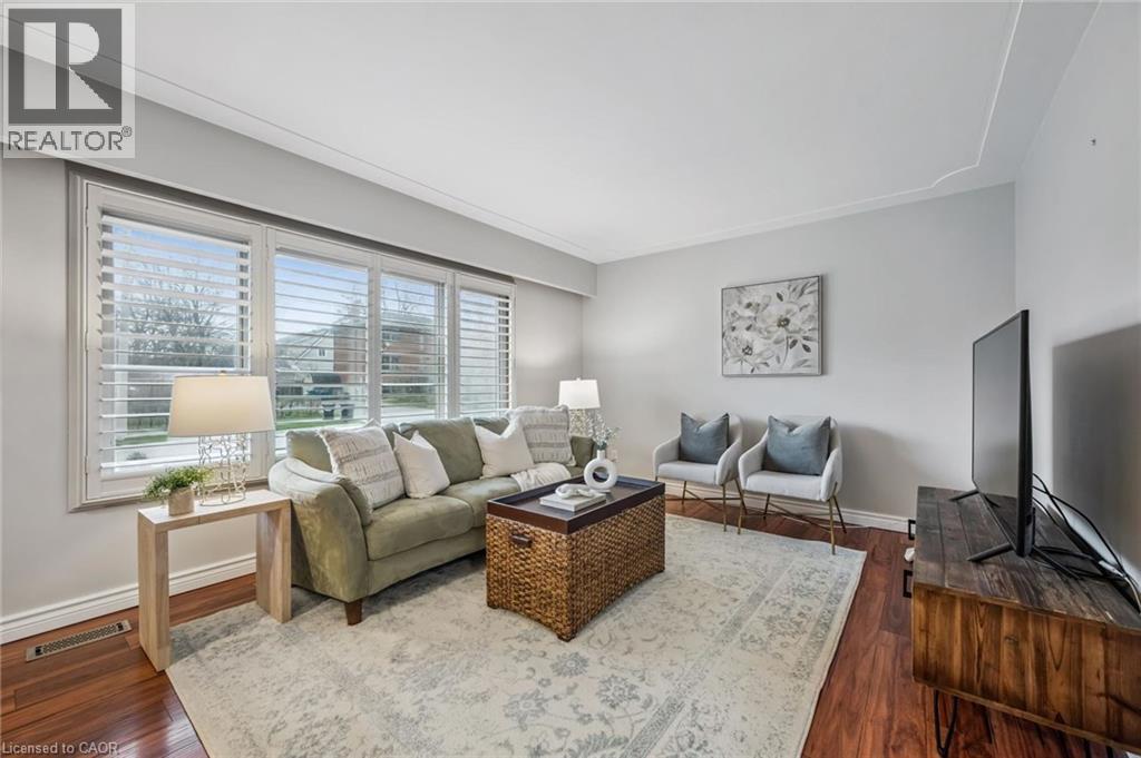 223 CONNAUGHT Street thumbnail 8