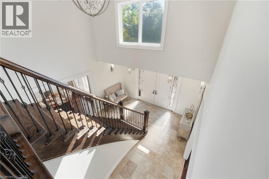 855 AVENUE Road thumbnail 25