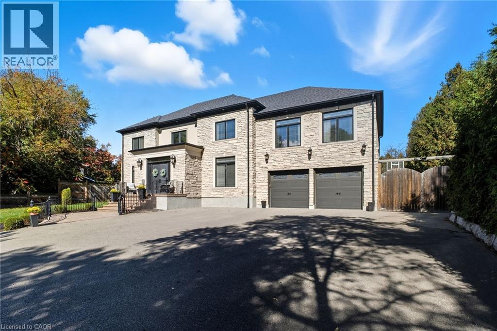 855 AVENUE Road thumbnail 3