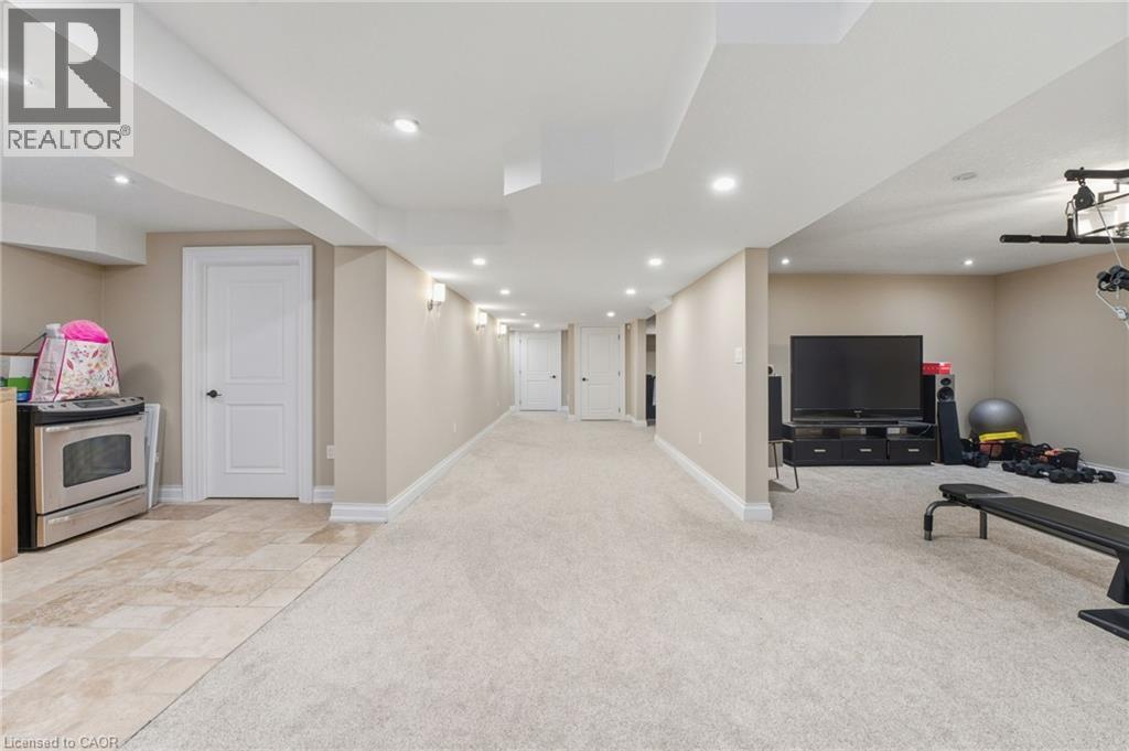 855 AVENUE Road thumbnail 43