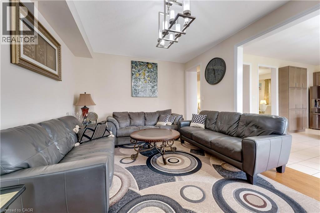 667 LINDEN Drive thumbnail 15