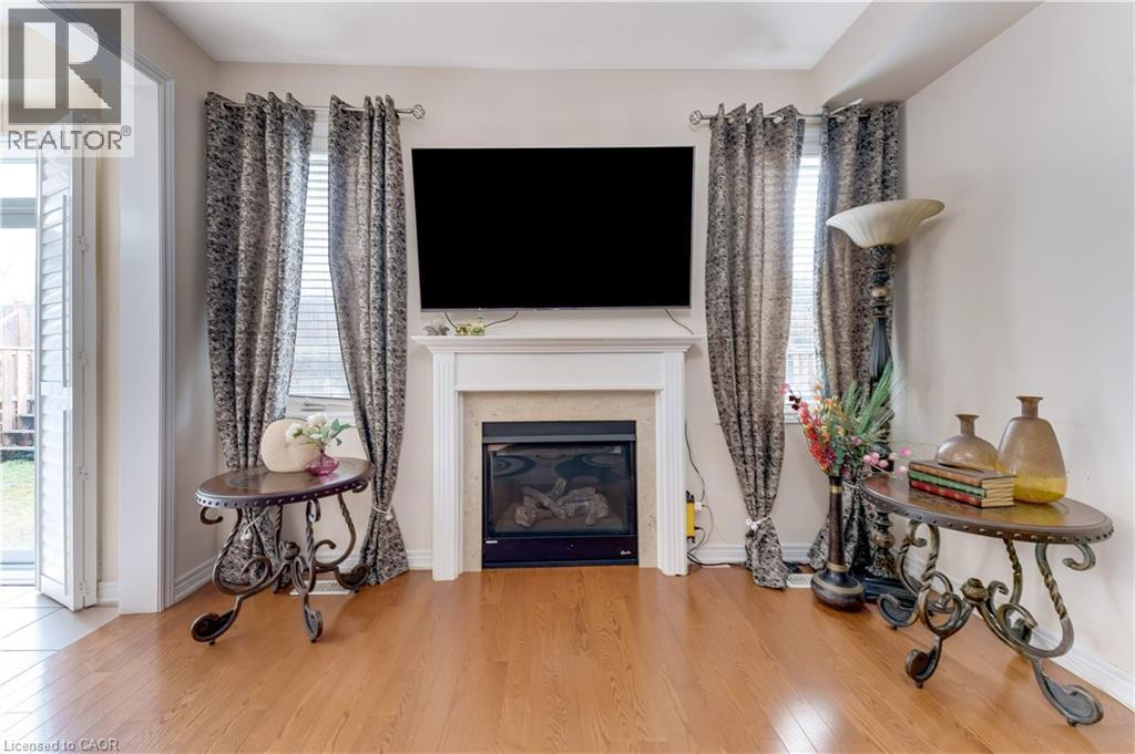 667 LINDEN Drive thumbnail 16