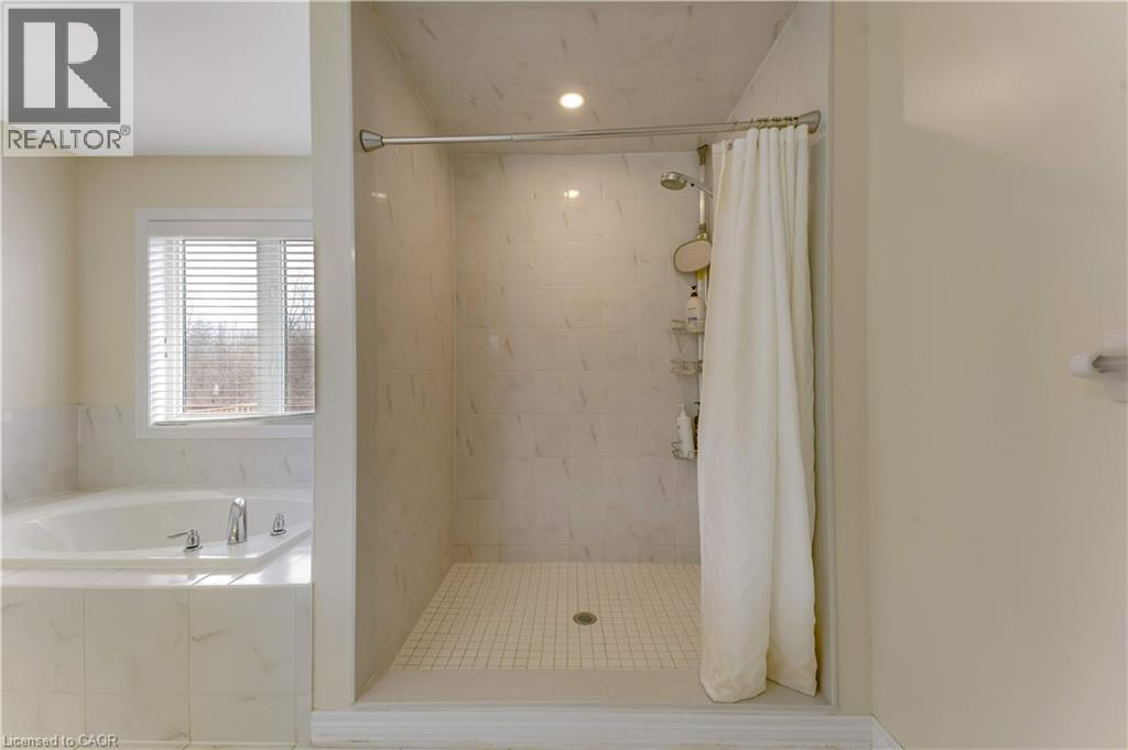 667 LINDEN Drive thumbnail 36