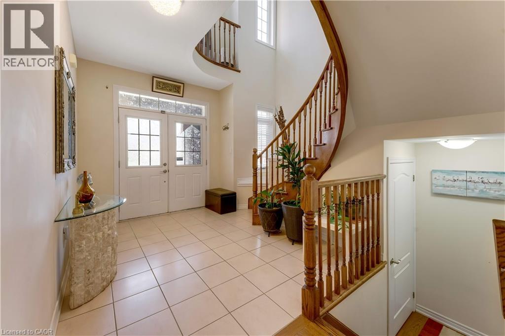 667 LINDEN Drive thumbnail 5