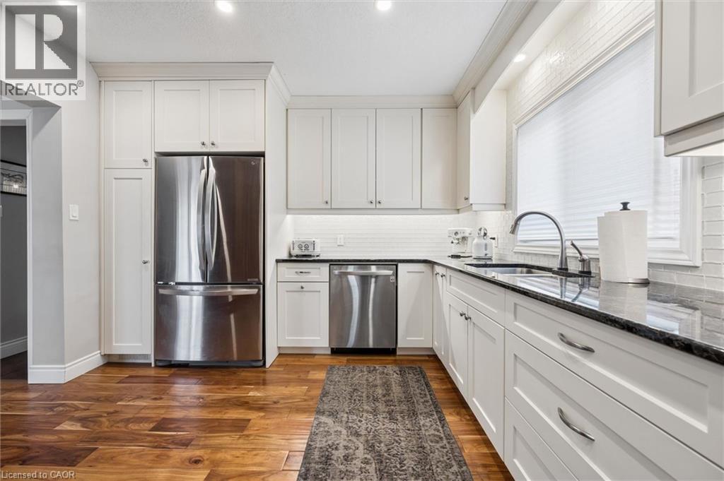 30 SHELDON Avenue N thumbnail 25