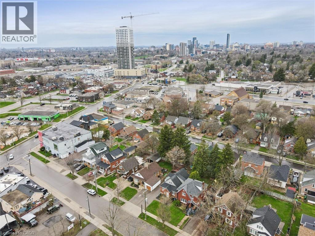 30 SHELDON Avenue N thumbnail 4