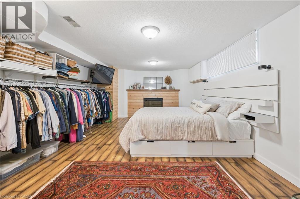 30 SHELDON Avenue N thumbnail 36