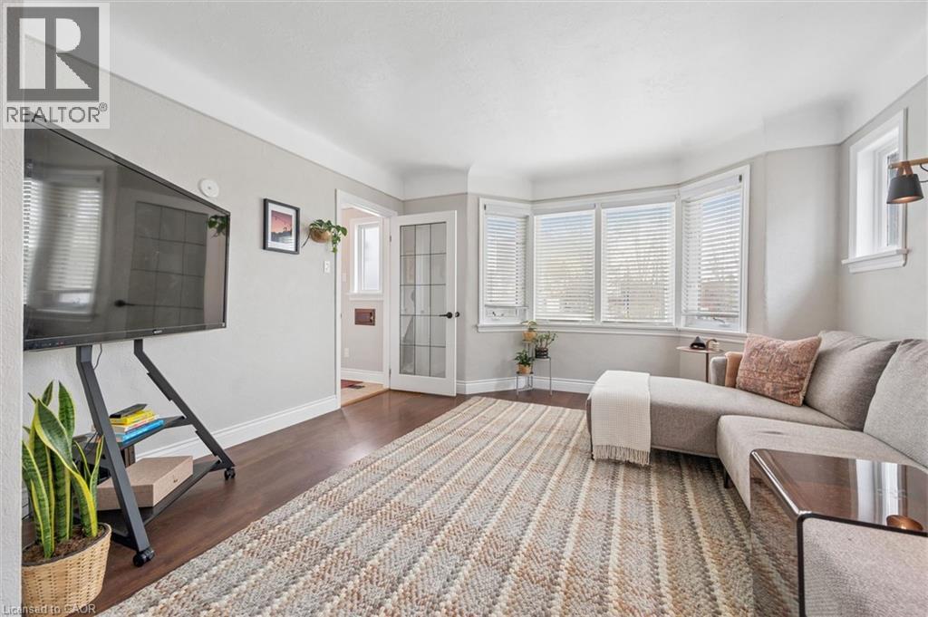 30 SHELDON Avenue N thumbnail 13