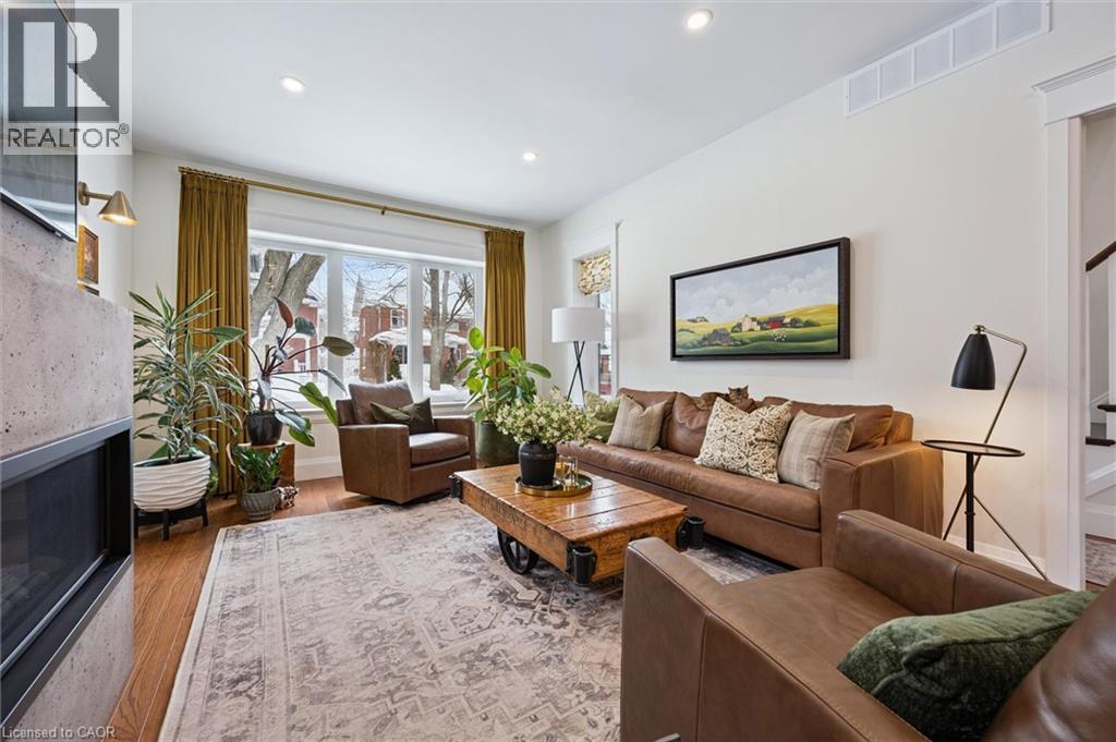 63 MENNO Street thumbnail 9