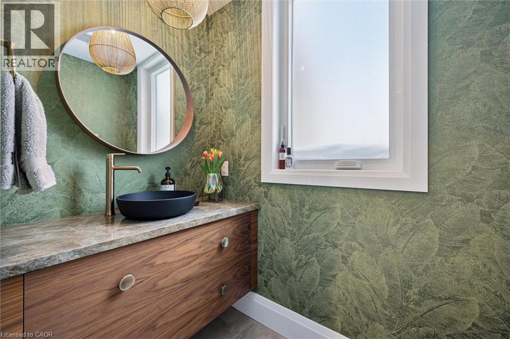 63 MENNO Street thumbnail 18