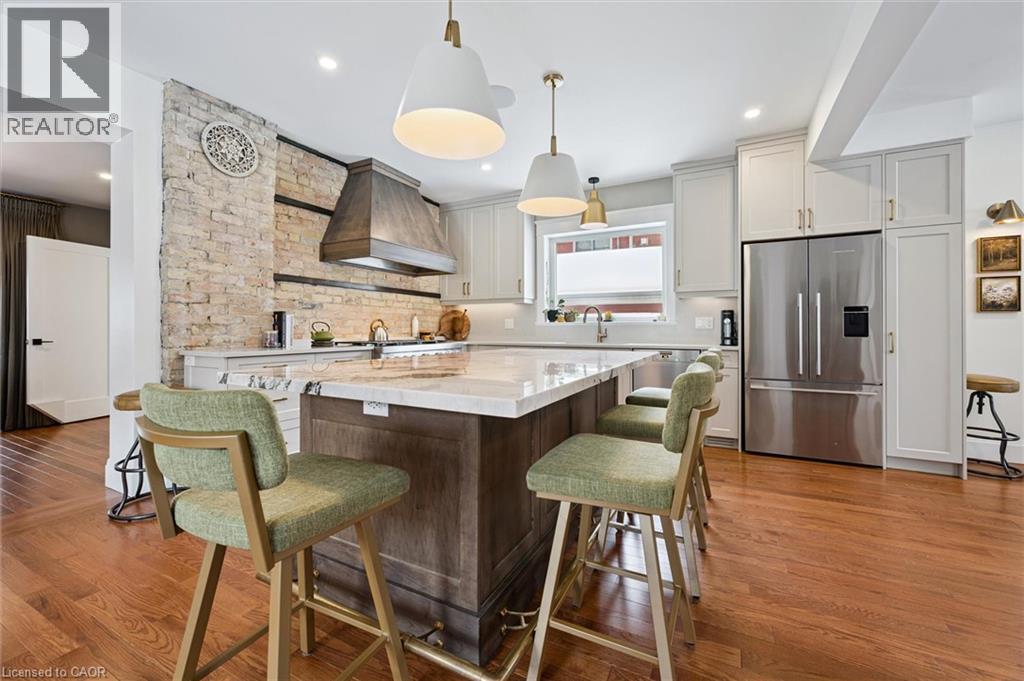 63 MENNO Street thumbnail 4