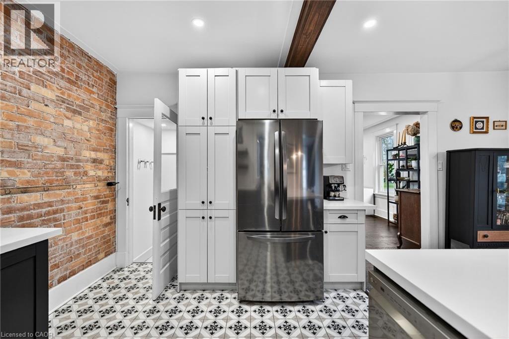 282 PARK Street thumbnail 17