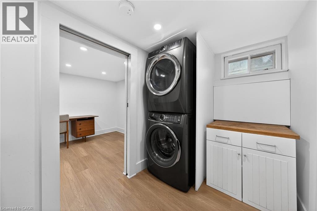 282 PARK Street thumbnail 34