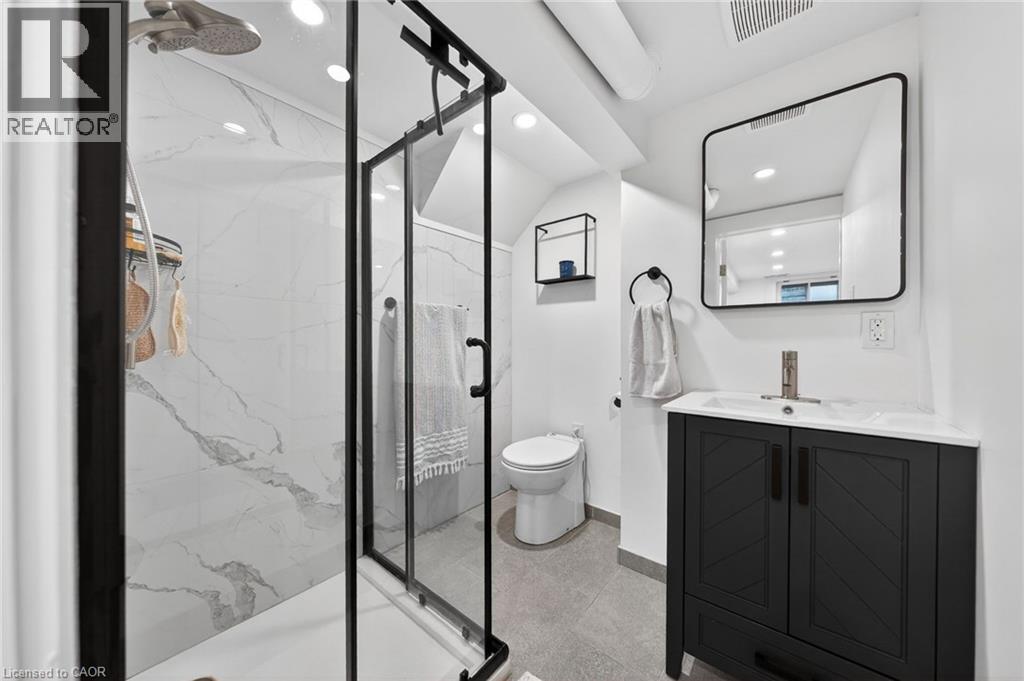 282 PARK Street thumbnail 38