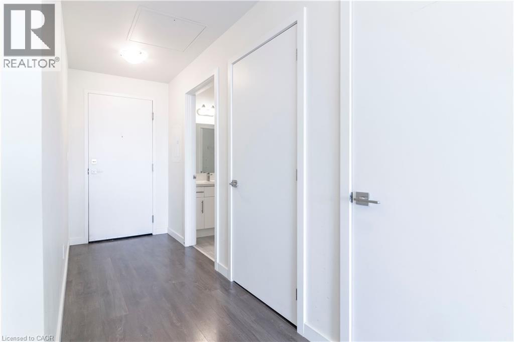 690 KING Street W Unit# 514 thumbnail 23