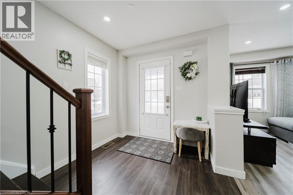 214 SNYDERS Road E Unit# 2 thumbnail 3