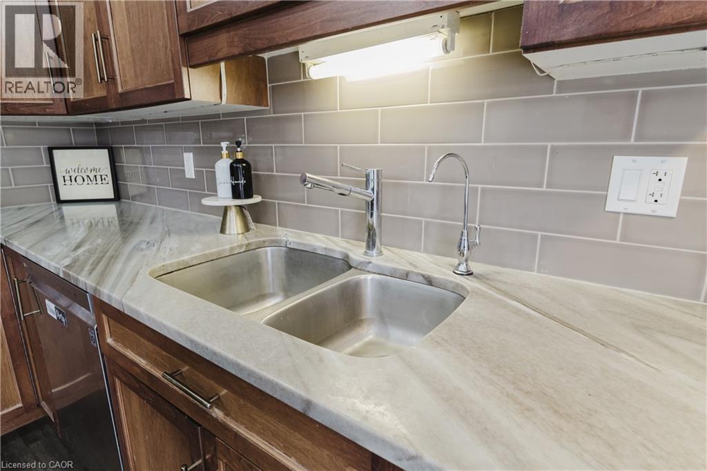214 SNYDERS Road E Unit# 2 thumbnail 16