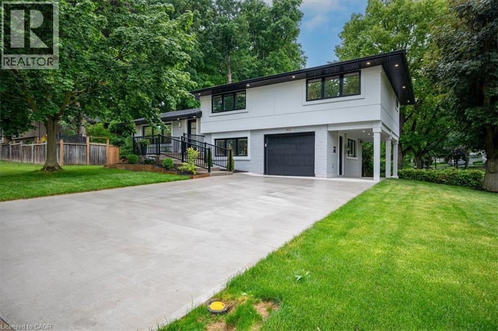 162 GREENBROOK Drive thumbnail 3