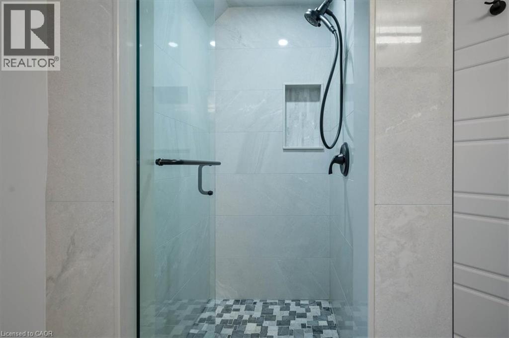 162 GREENBROOK Drive thumbnail 31