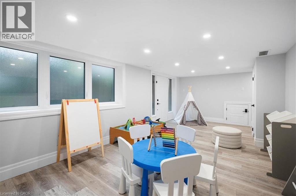 162 GREENBROOK Drive thumbnail 34