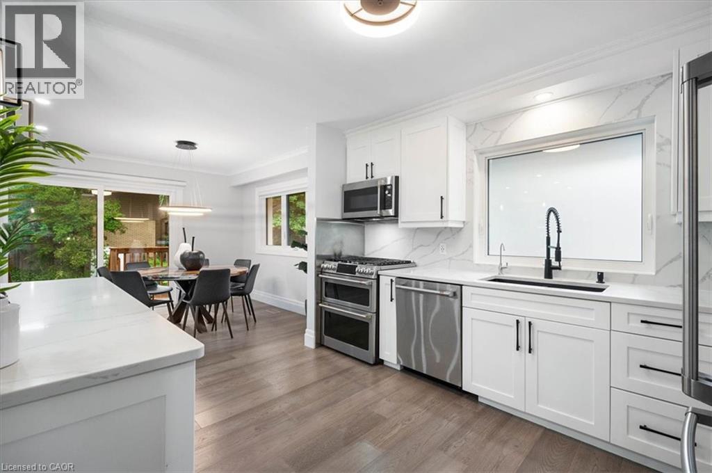 162 GREENBROOK Drive thumbnail 9