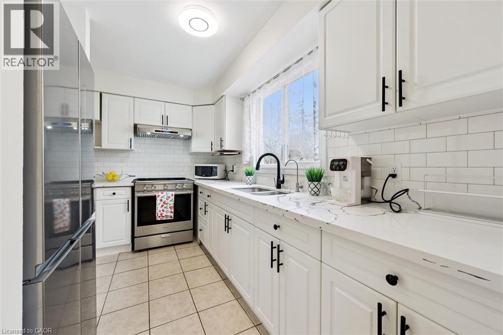 415 BAIRSTOW Crescent Unit# 5 thumbnail 10