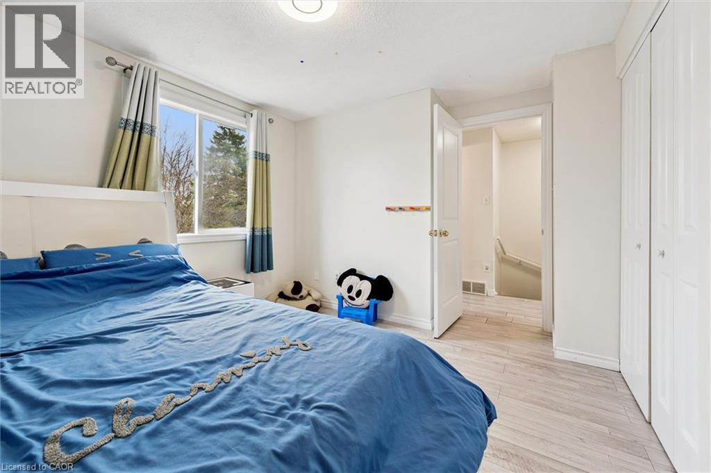 415 BAIRSTOW Crescent Unit# 5 thumbnail 15