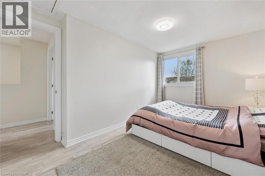 415 BAIRSTOW Crescent Unit# 5 thumbnail 19