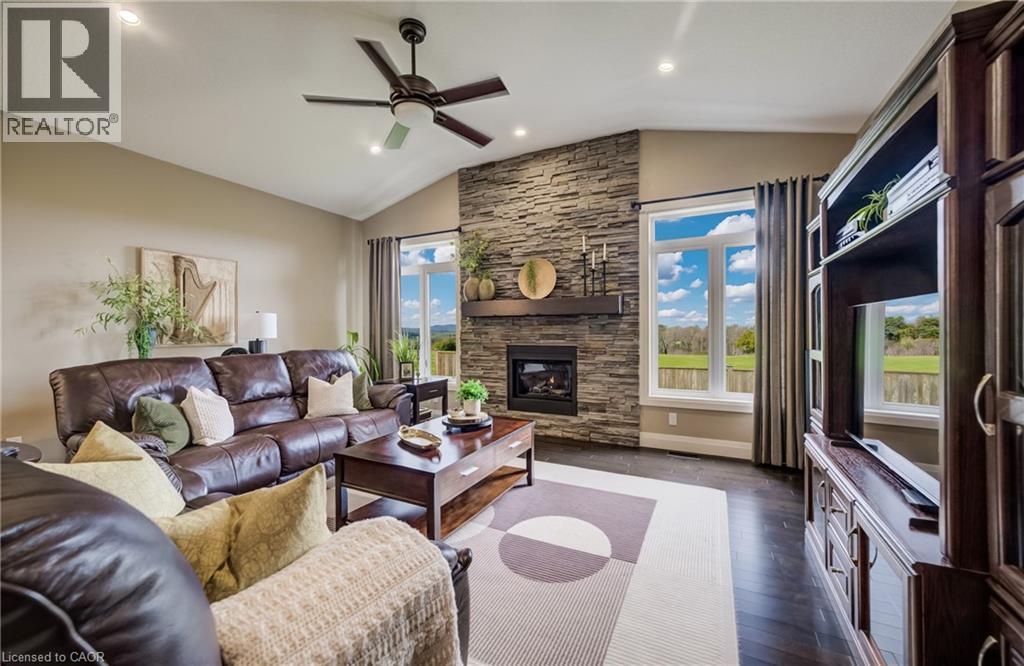 92 KROPF Drive thumbnail 10