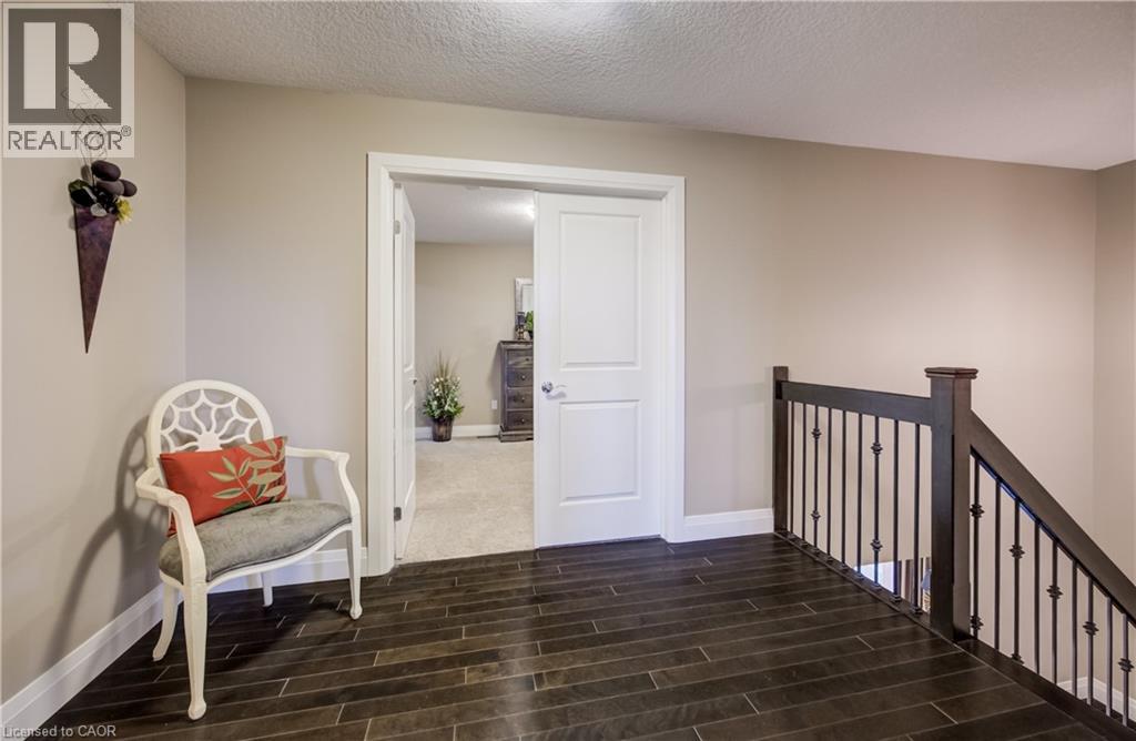 92 KROPF Drive thumbnail 25